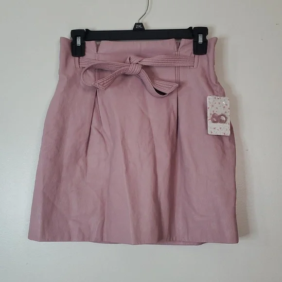 NWT Free People Payton Faux Leather Paperbag Mini Skirt Size 4 Mauve Swoon - Picture 2 of 13